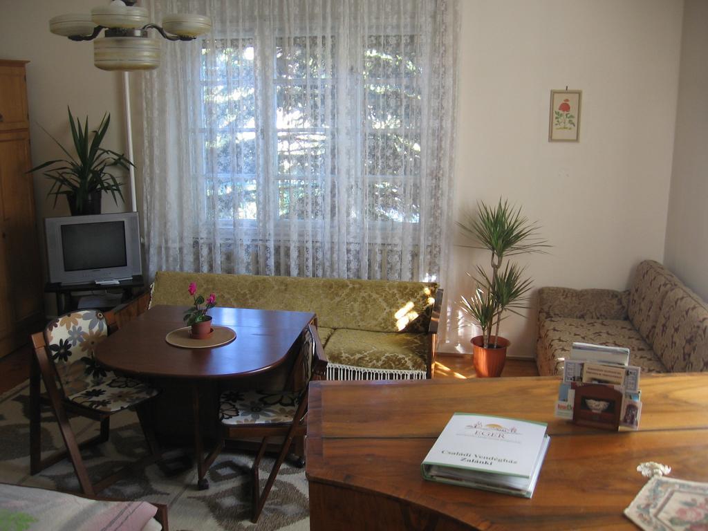 Apartmán Csaladi Vendeghaz Eger Pokoj fotografie