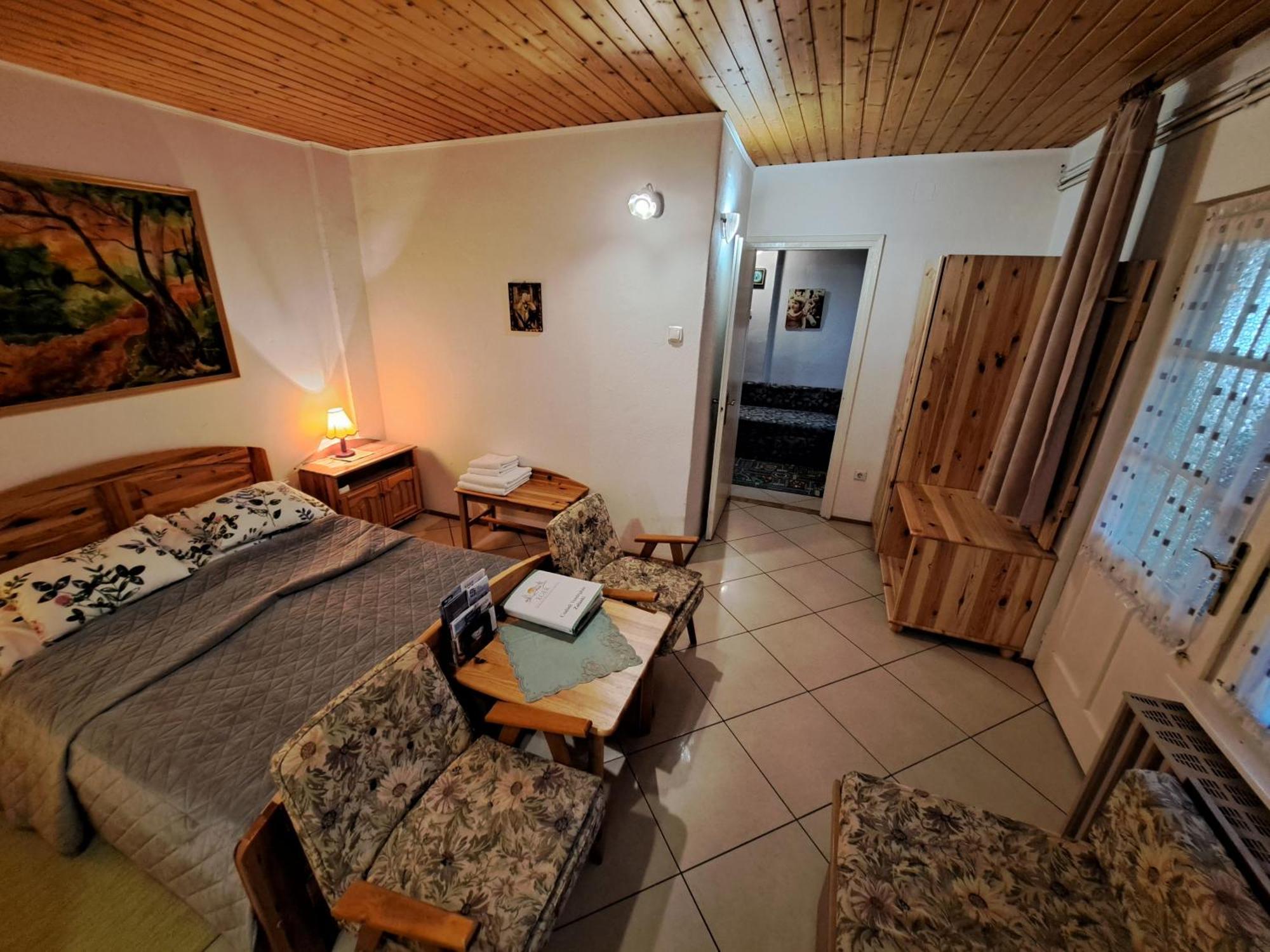 Apartmán Csaladi Vendeghaz Eger Exteriér fotografie
