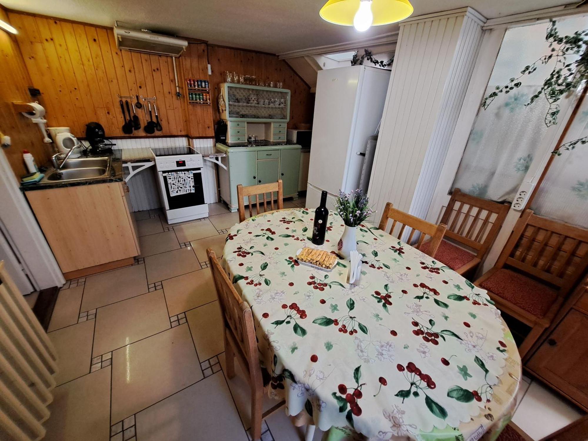 Apartmán Csaladi Vendeghaz Eger Exteriér fotografie